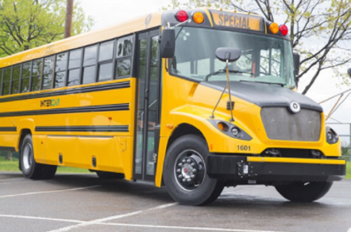 Pour surveiller les conducteurs dlinquants, des camras seront installes sur les bus scolaires ! 
