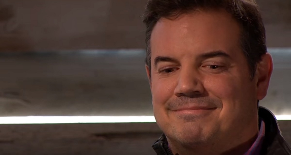 C'est une autre animatrice qui prendra la place de Charles Lafortune en coulisses de La voix