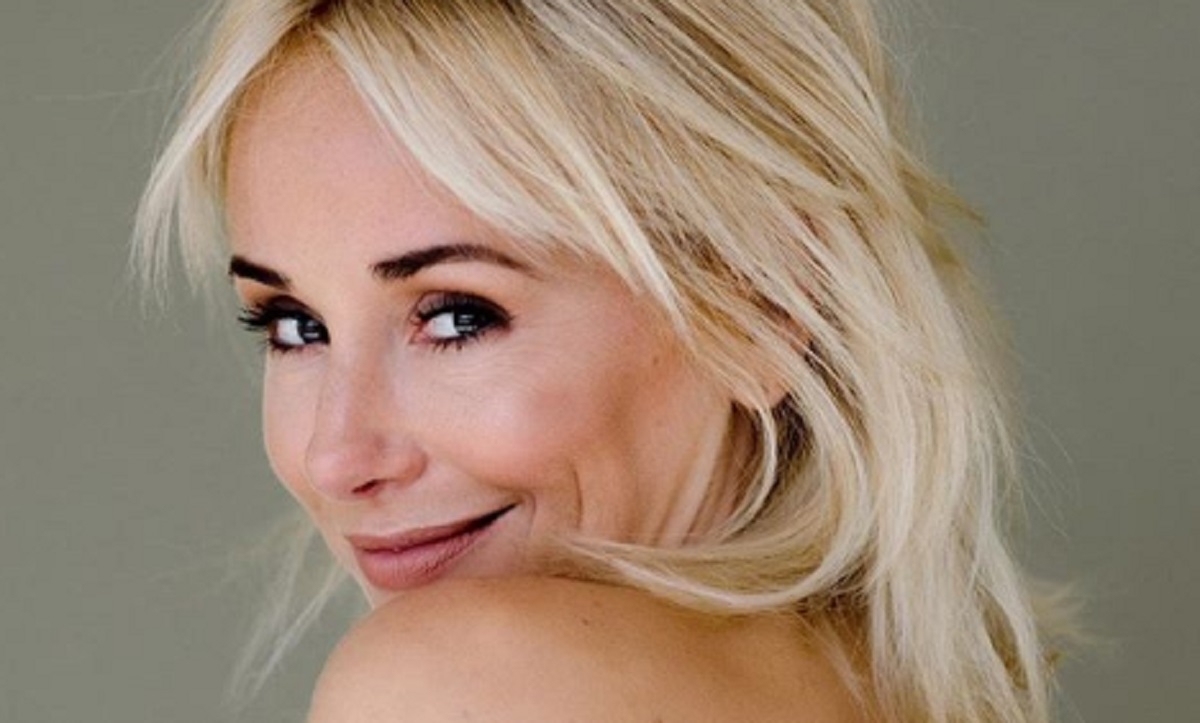 Aprs avoir travers des moments prouvants, Mariloup Wolfe partage une photo o elle est resplendissante. 