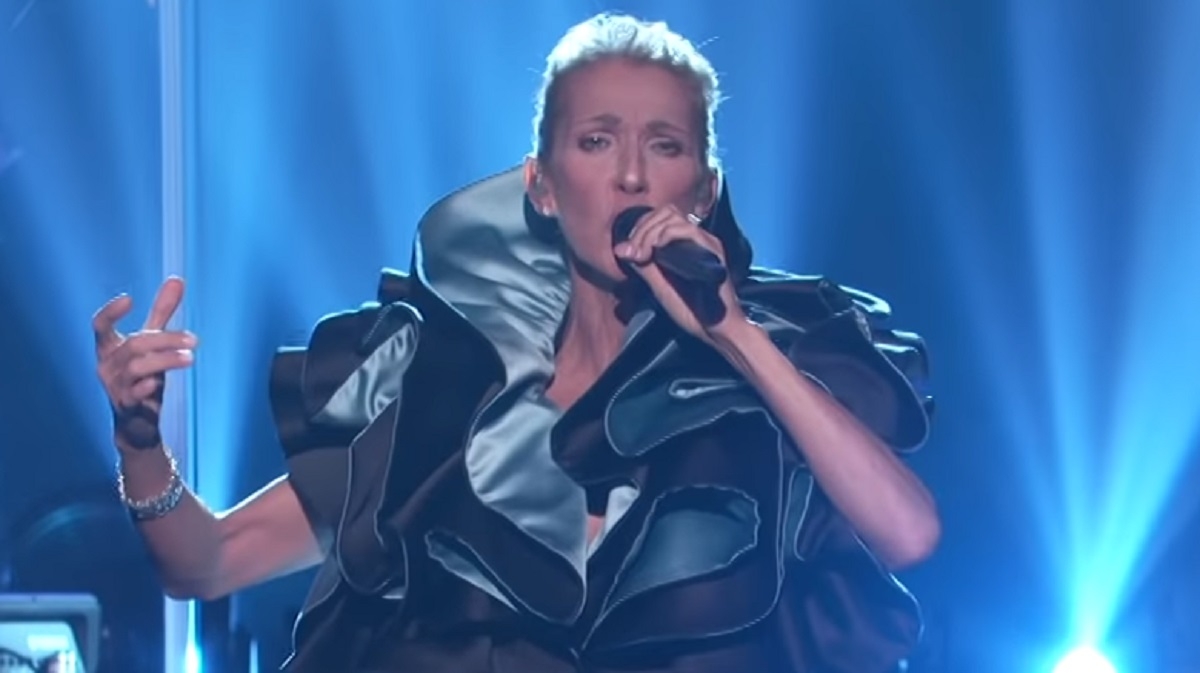 Cline Dion fait une performance renversante en direct  la tlvision