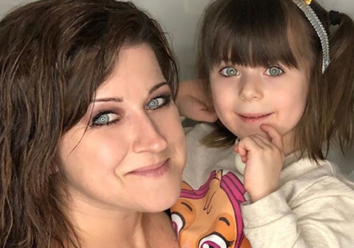 Marie-laine Thibert publie une photo des plus charmantes d'elle et sa fille Marie-Flix