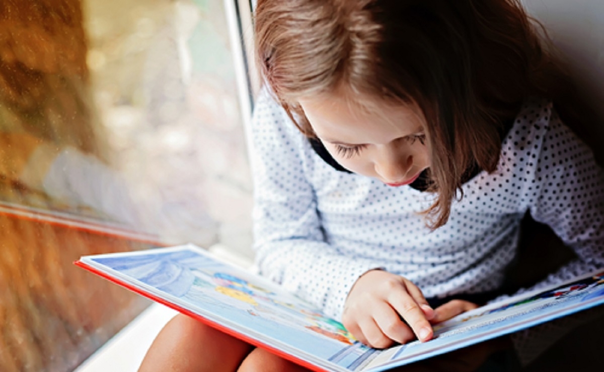 Une chauffeuse d'autobus trouve une ide gniale pour inciter les enfants  lire