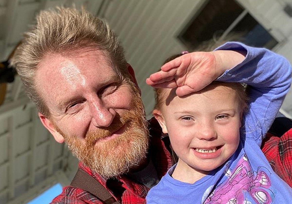 Un pre clibataire qualifie sa fille trisomique de ''cadeau de Dieu''