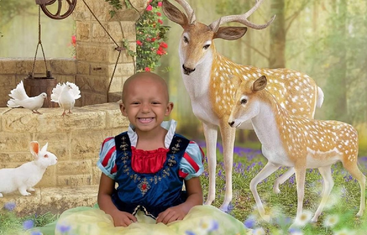 Une jeune fille âgée de 5 ans qui lutte contre un cancer fait une séance photo de princesse