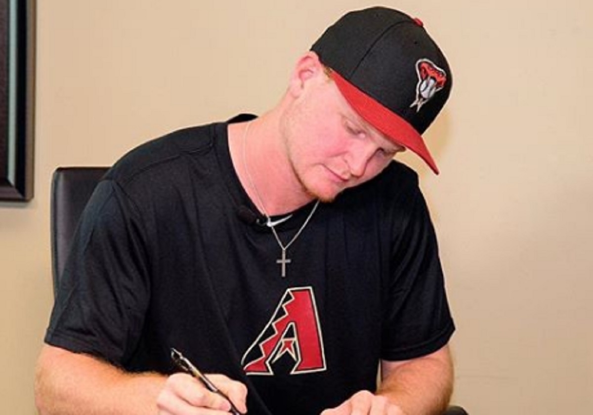 Un fils rembourse l'hypothque de ses parents avec le montant de sa premire paye