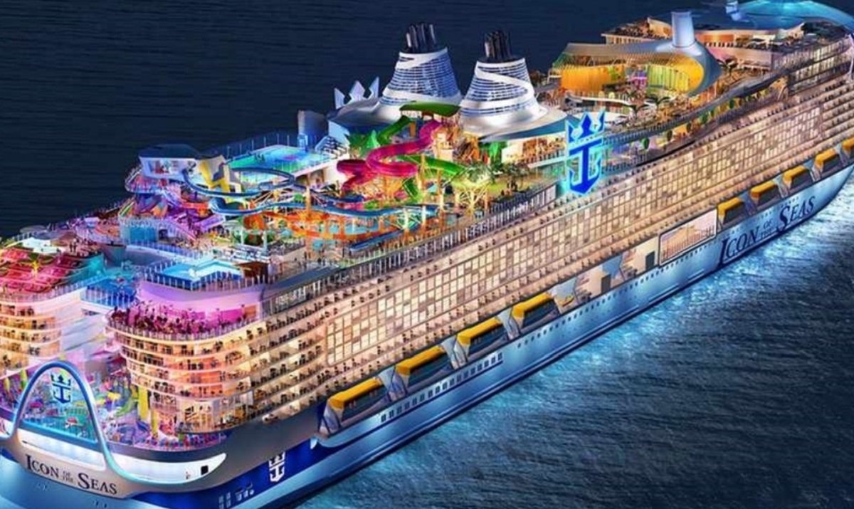 Le plus grand paquebot au monde vient d'entamer sa premire croisire en mer